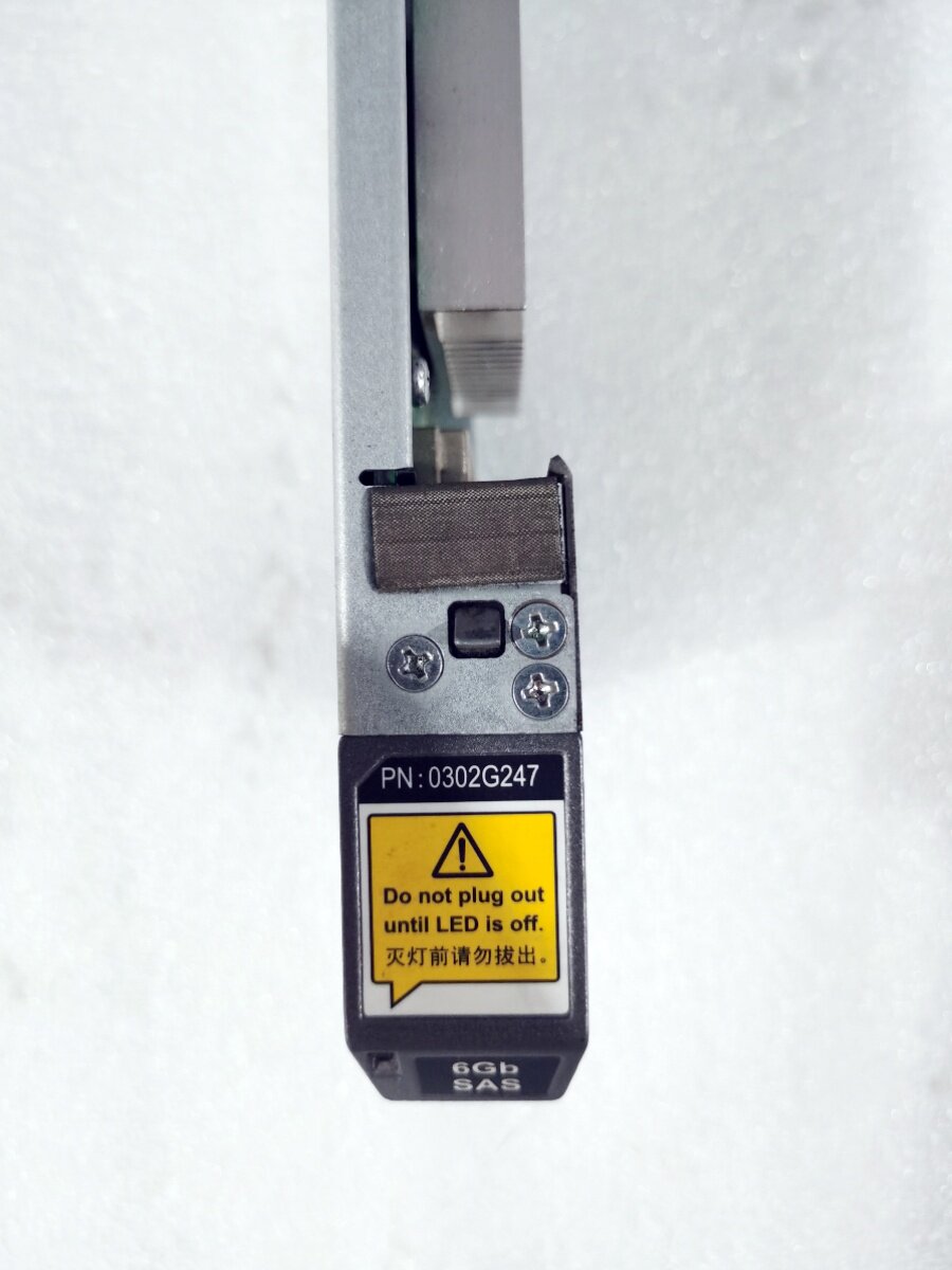 STL1IS62A 0302G247 S5800T 6GB SAS IO Module 2 O1CN01V9n0rU2Gn4p077nKM !!75039059