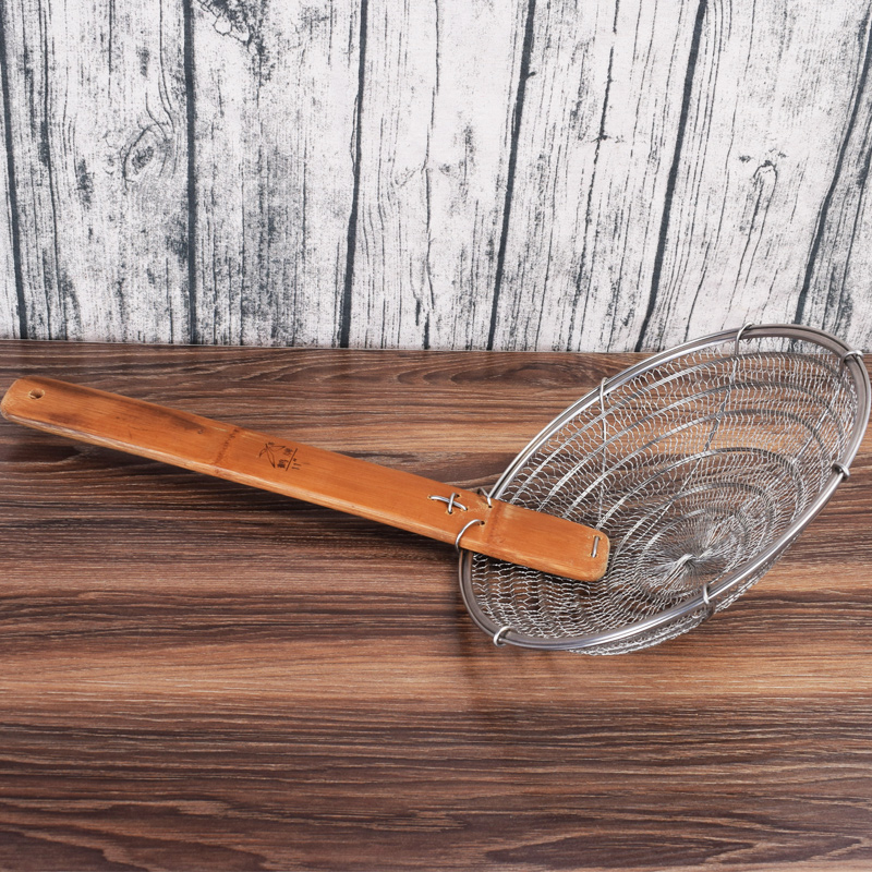 Oversized bold encrypted stainless steel wooden handle wire leaking wooden handle steel wire fence large colander fried rice filter noodle oil slag fishing