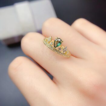 New natural green sapphire ring 925 silver gold plated main stone 4*6mm fashionable and versatile live ring