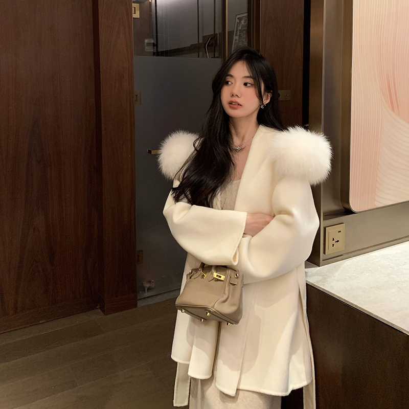 Qianjinfeng Fox Fur Collar Wool Double-Sided Coat for Women 2025 New Style Petite Hooded Woolen Coat