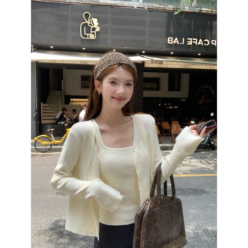 Sweet Rice Zhou Knitted Camisole Cardigan for Women 2026 New Style Soft Short Korean Style Jacket Early Autumn Outfit Set