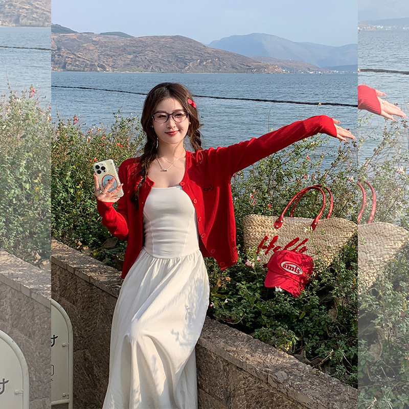 Sweet Mi Zhou Knitted Cardigan with Suspender Skirt for Women, Autumn Vintage Embroidered Red Sweater Coat, Early Autumn Ice Silk Top Sweet Mi Zhou Knitted Cardigan with Suspender Skirt for Women, Autumn Vintage Embroidered Red Sweater Coat, Early Autumn Ice Silk Top