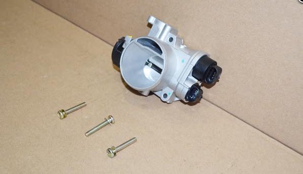Original fit Chery QQ3 throttle QQ6 horse system mechanical throttle assembly QQ valve body