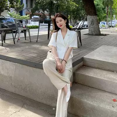 Concubine temperament Chiffon foreign school looks thin and drags to the floor wide legs trousers small suit female summer light mature wind two-piece suit