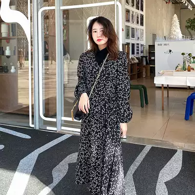Concubine flower chiffon dress female spring 2021 New Korean version of temperament V-collar slim long skirt
