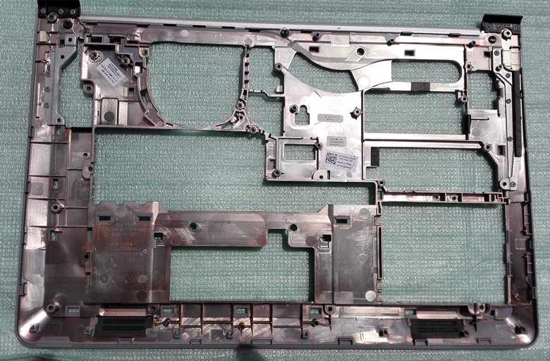 New Dell Inspiron 5542 5543 5545 5547 5548 P39F D shell bottom shell