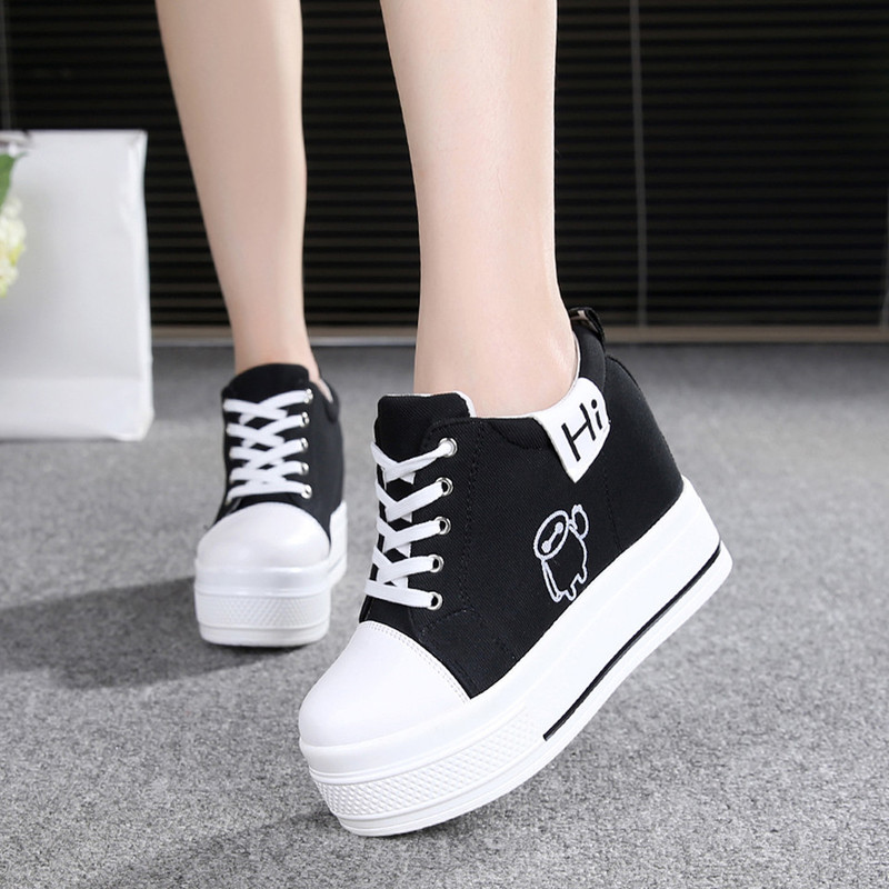 Canvas Shoes for Female Students, Korean Style Sneakers, 2019 New Model, Height-Increasing, Black Thick Sole, Versatile Spring and Autumn Shoes, White Sports Shoes