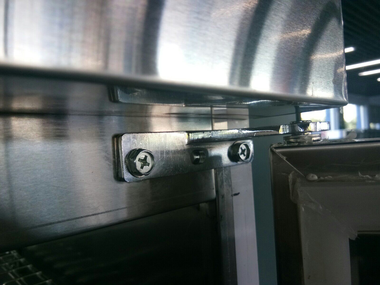 Real shot commercial stainless steel disinfection cabinet hinge high-quality original hinge door shaft accessories express