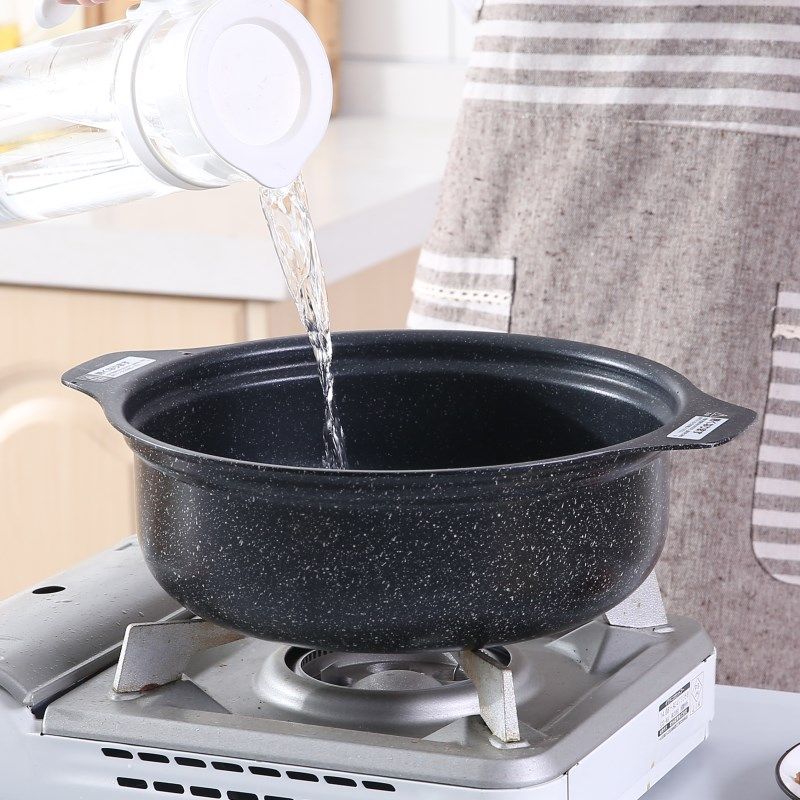 Japanese table pot maifanishi soup pot binaural hot pot stew pot non-stick pot non-smoking pot stainless steel double bottom