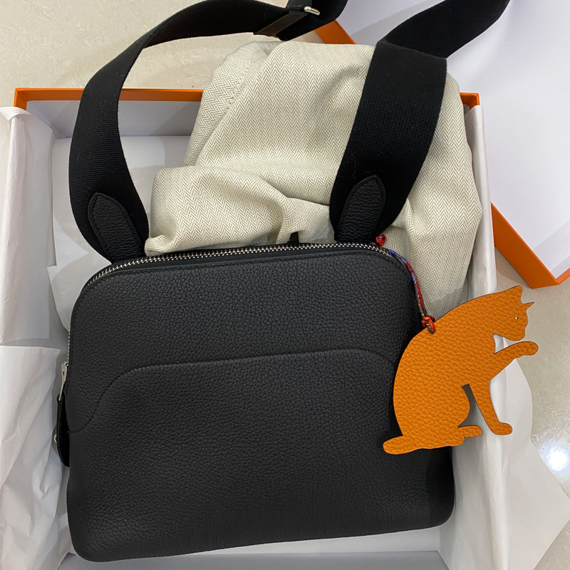 25 New Models of Wide-Strap Bowling Bags, Shell-Shaped Top-Layer Cowhide Leather, Fashionable Commuter Shoulder and Crossbody Bags, Unisex