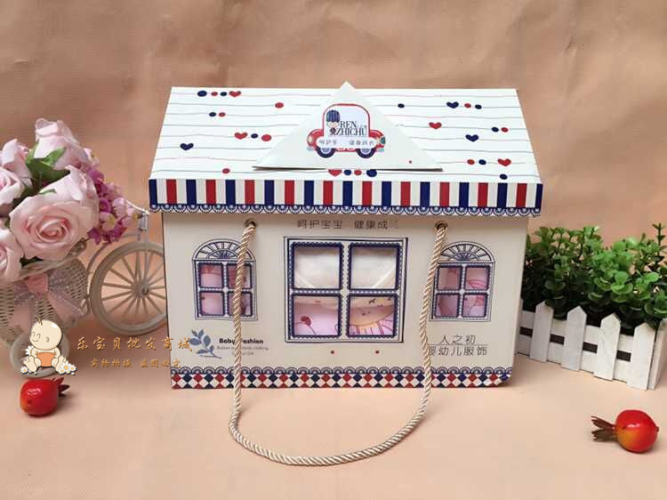 Coffret cadeau pour bébé - Vêtements + Fournitures - Ref 1956903 Image 4