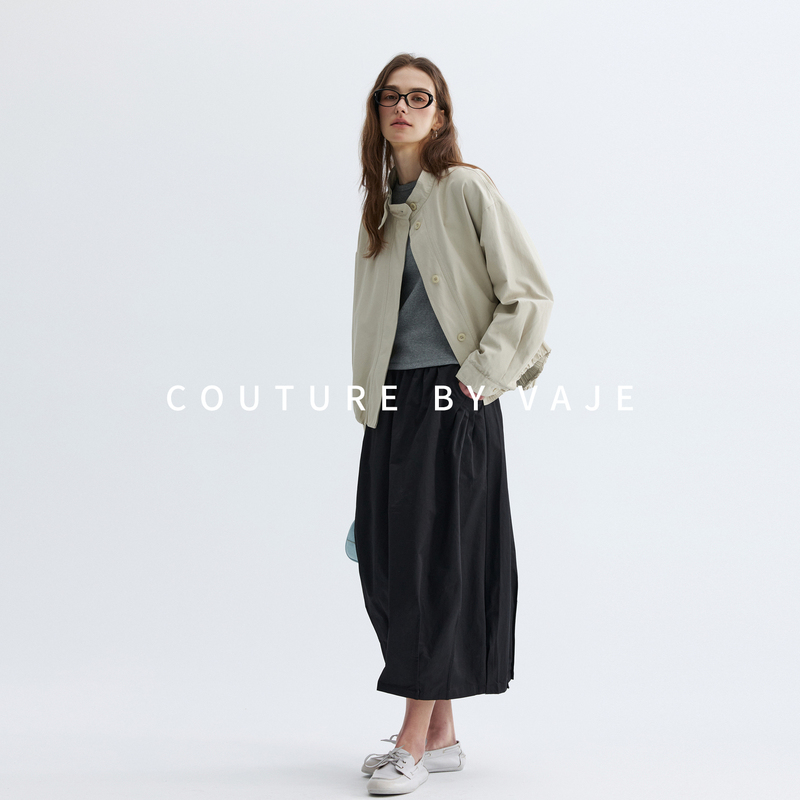 Vaje Light Khaki Early Spring Exquisite Short Jacket for Women, Petite Size, New 2026 Casual, Age-Reducing, Unique and Beautiful