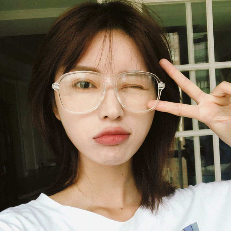 Korean version Eye frames women's net red Tongan anti-blue light radiation transparent flat light mirror large black frame Retro close to eye mirror tide