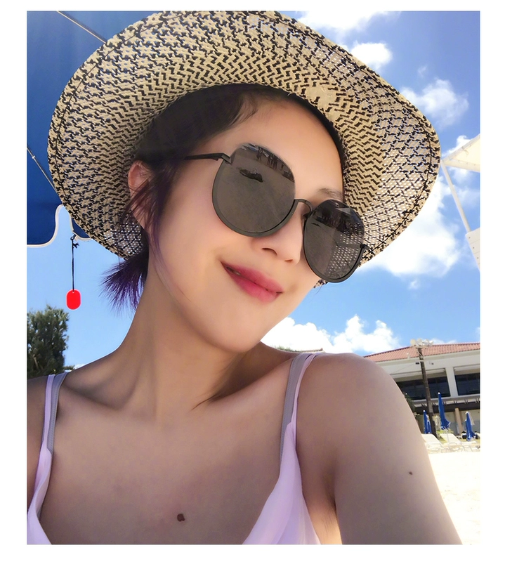 Xuân 2018 sao mẫu kính râm kính râm kính râm nữ nửa gọng tròn mặt kính lớn UV trang trí mắt kính chữ v