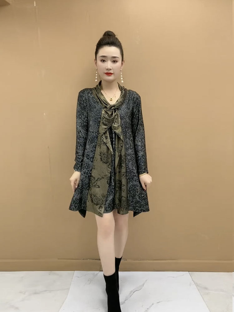 连衣裙女2024春季新款高级感洋气质宽松减龄遮肚子显瘦大版衬衫裙