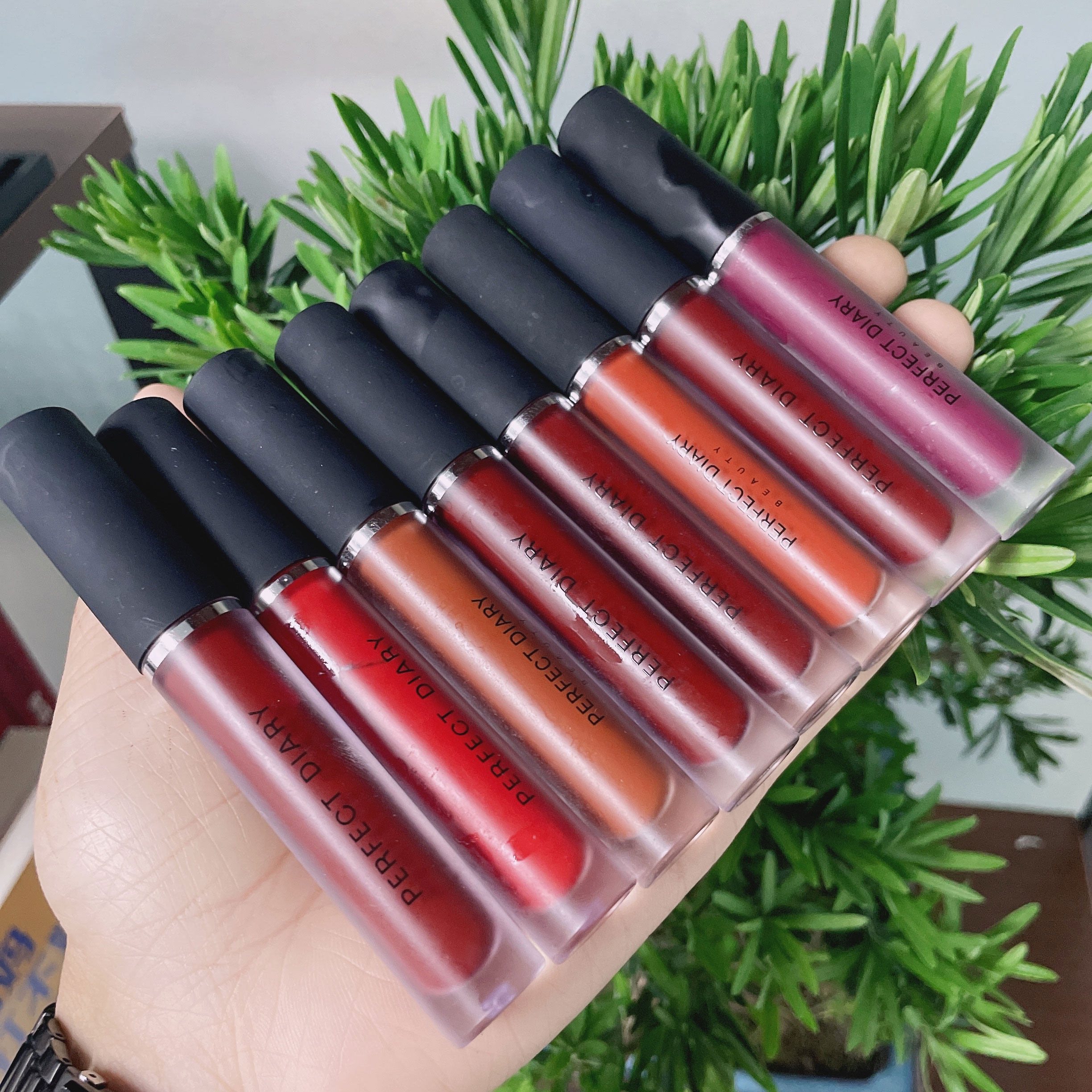 Perfect diary lip glaze lipstick 940 smoke powder bean paste 939 cherries velvet matte matte female student model parity