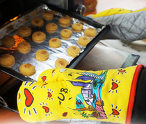 New kitchen baking environmental protection household insulation thickened oven special high temperature microwave oven anti-scalding tool gloves