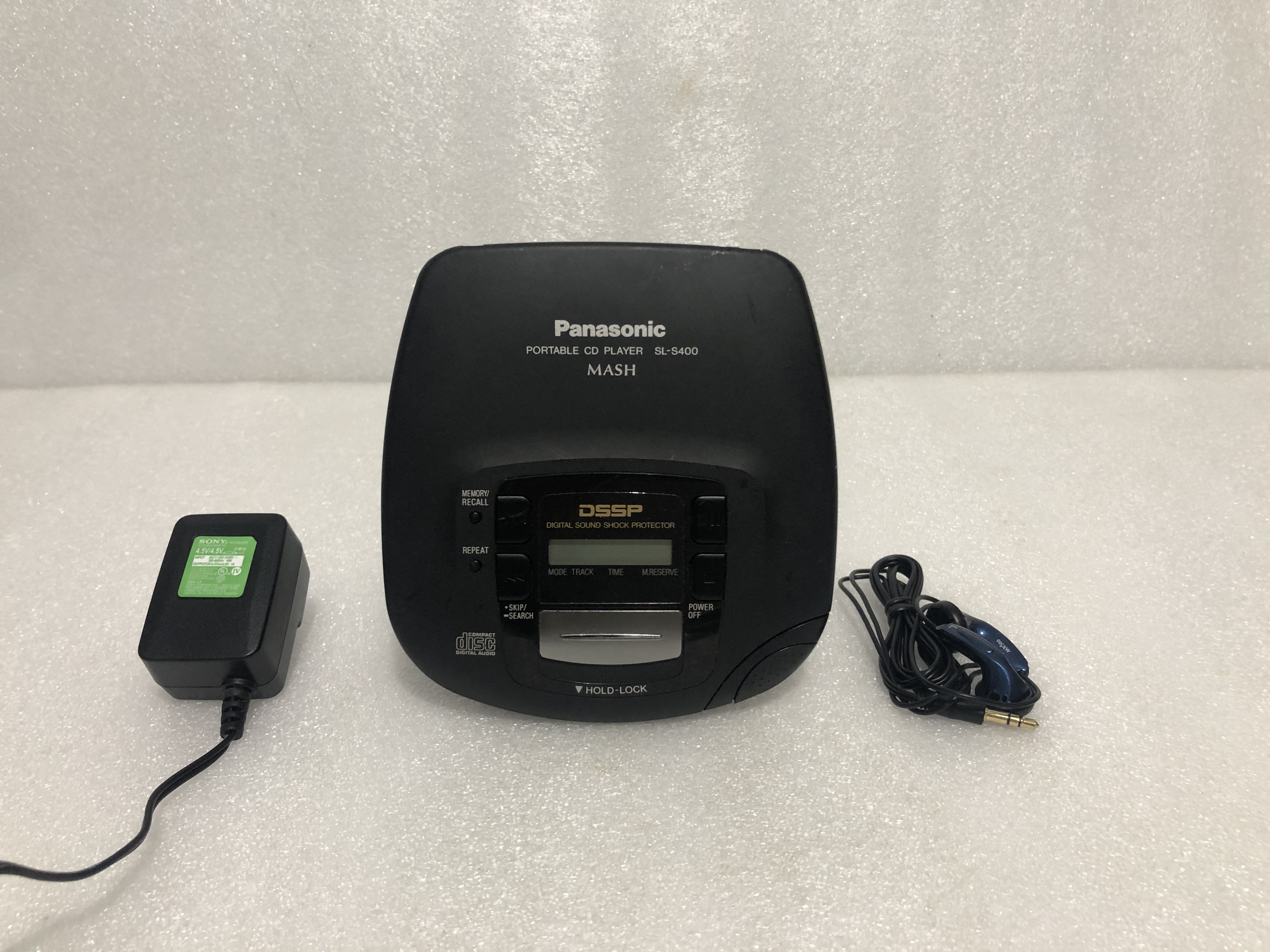 A5519 Panasonic ポータブルCDプレーヤー SL-S400 スタフ屋 ポータブルCDプレーヤー(松下SL-S400)