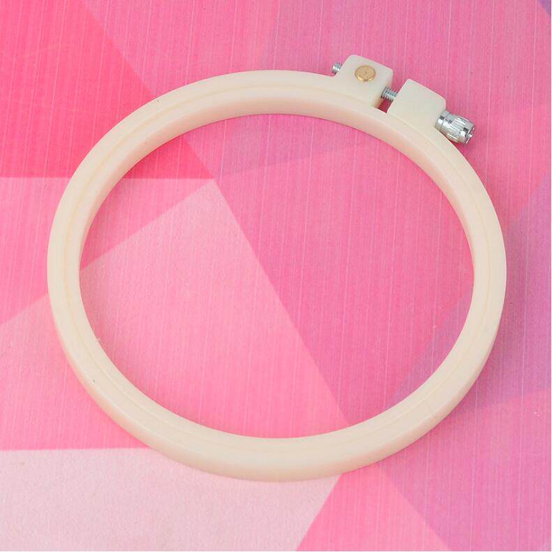 Qingfei milk white imported raw material ABS plastic embroidery bandage embroidery box cross stitch box round diameter D18cm