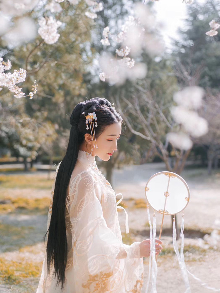 Custom
Ancient costume wig one piece lengthened straight hair piece ancient style cos fairy style thickened hair extension piece Hanfu style