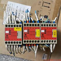 Pat on the front Request for quotation :OMRONG9SA-301 A total of three colors beautiful features package good (meeting