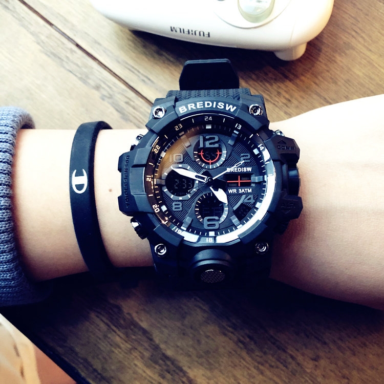 Tide brand fashion trend watch male and female students Korean version of the simple junior high school teen couple electronic watch sports waterproof