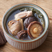 Guanzan conditioning spleen and stomach health stewed soup ingredients Guangdong spleen soup ingredients package dried cabbage shiitake mushroom duck Zhen soup