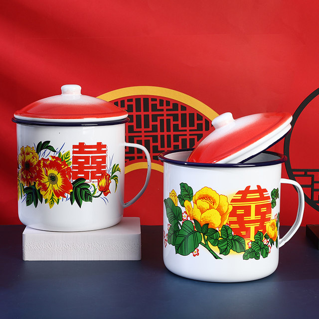 Enamel cup nostalgic classic mug wedding candy thickened instant noodle cup with lid enamel cup ຂະ​ຫນາດ​ໃຫຍ່​ຄວາມ​ອາດ​ສາ​ມາດ​ຂະ​ຫນາດ​ໃຫຍ່​ທີ່​ມີ​ອາ​ຍຸ​ເຫລໍກ jar ຊາ