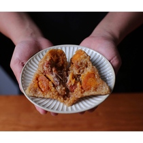 Lunch double egg yolk flow sand rice dumplings 2 * 160g] Fresh meat large meat rice dumplings Egg Yolk Breakfast Jiaxing Farmhouse Handmade Zongzi
