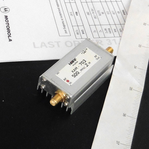 COFDM high-definition digital pictogram power amplifier DVB-T high linear compact light and small saturation power 2W