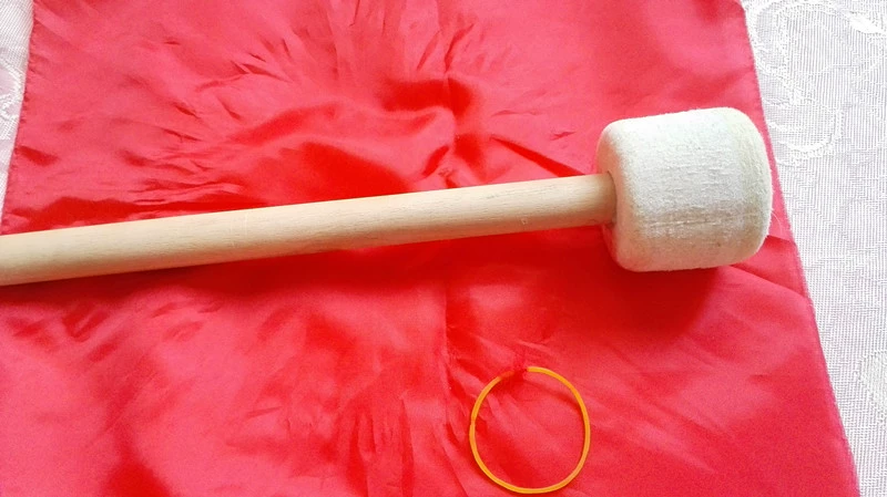 Nhạc cụ trống búa quân đội chuyên nghiệp trống búa len cảm thấy trống trẻ tiên phong đội trống dùi trống đầu đỏ - Phụ kiện nhạc cụ
