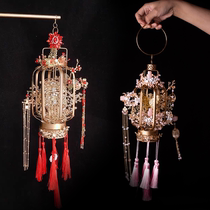 Customized hand-held bouquet fan wedding fan palace lantern portable lantern Chinese wedding bride ancient style Xiuhe wedding