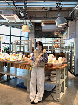 Boomlimit sheep 咩咩 samsung 90 white goose down hair lamb splicing warm down vest