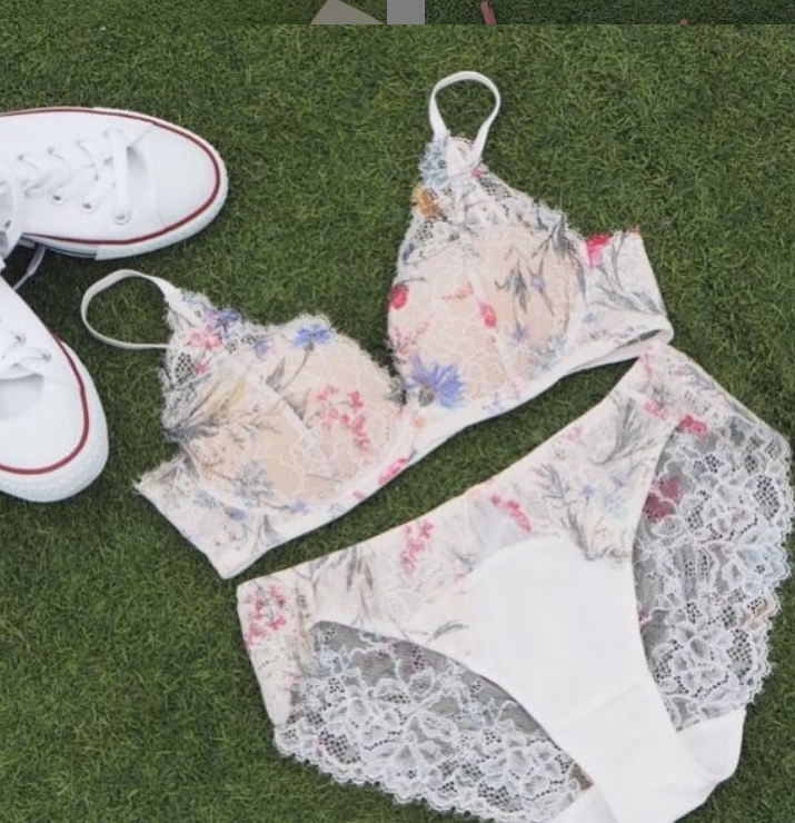  Japanese Wacoal Amphi Underwireless Light Underwear Made in Indonesia 080