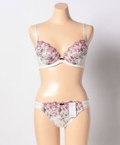  Japanese native Wacoal Amphi Amphi WBASIC medium and thick gathered underwear bra set