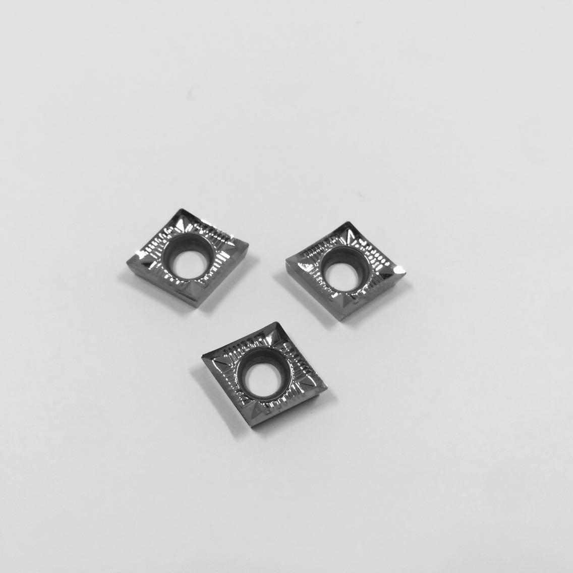 CCGT09T304 CCGT09T304 08 02AK H01 NUMERICAL CONTROL BLADE INNER BORE CAR BLADE ALUMINUM COPPER PIECE WITH HIGH LIGHT