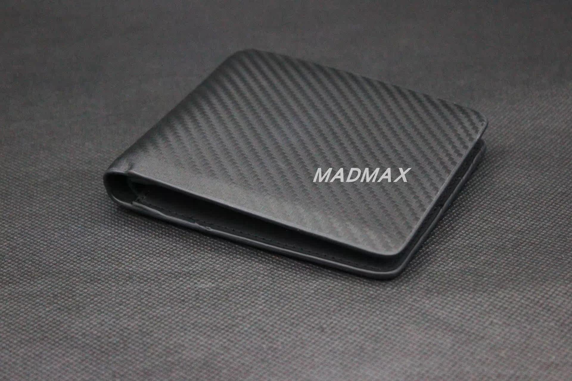 Set to be a carbon fiber wallet short and stylish unique with a temperament