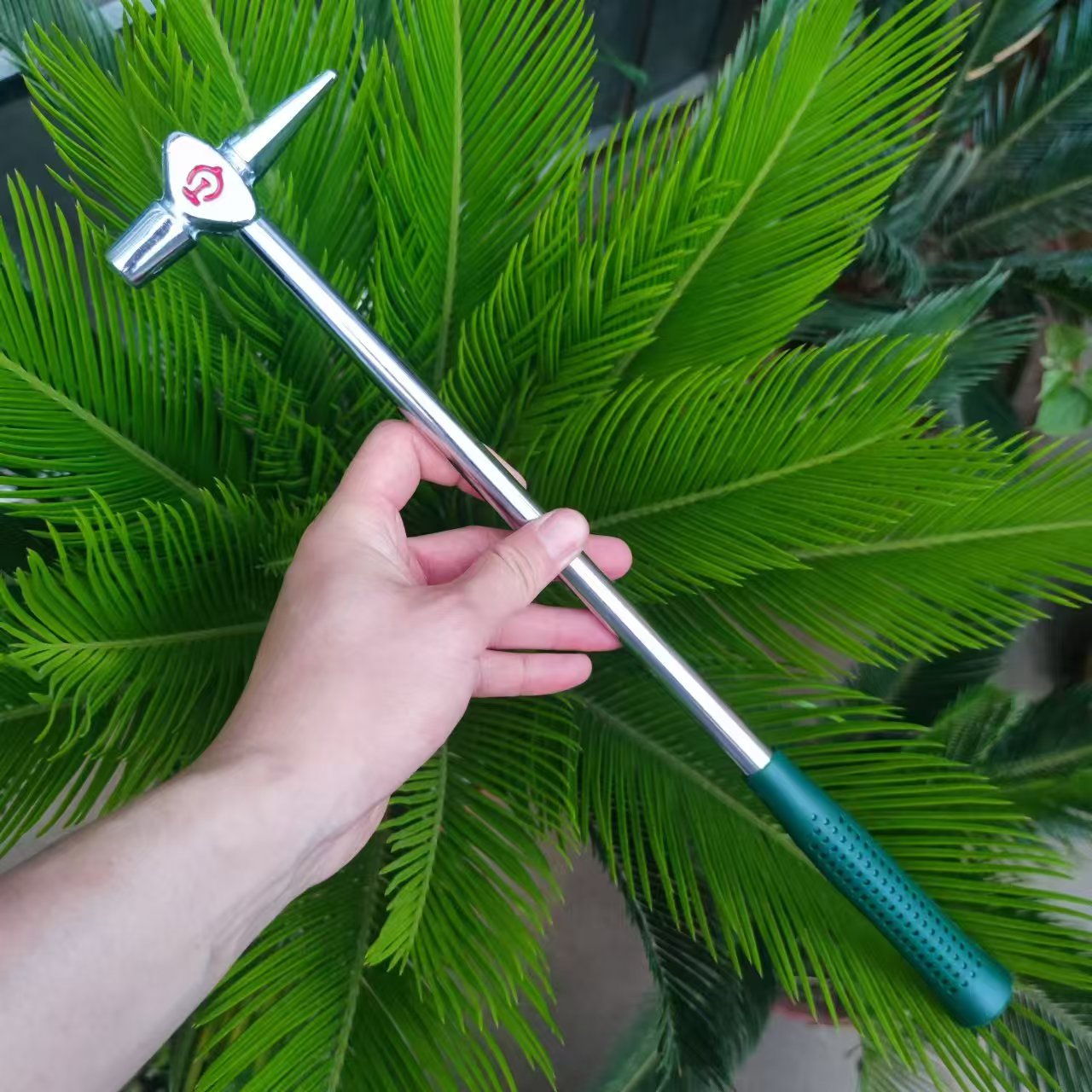 揭秘铁路检车锤：列检工作的得力助手