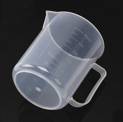 500ML PLASTIC MEASURING cup with handle can be heated BY MICROWAVE oven CAN be heated by water