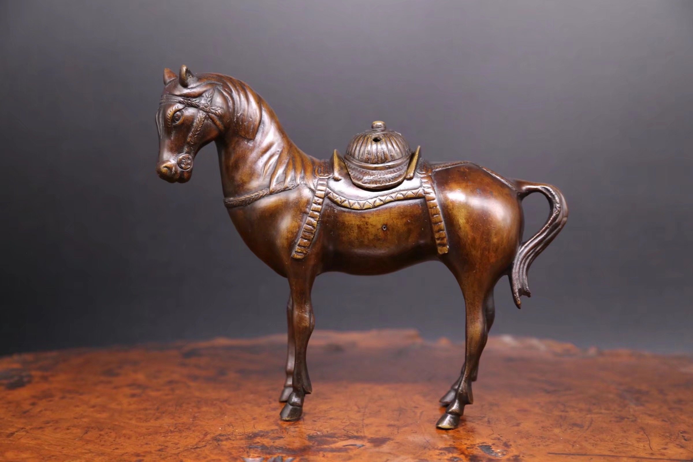 No.617 銅造 時代「馬香炉」香道具 置物 飾物 銅細工 白菜香炉 香