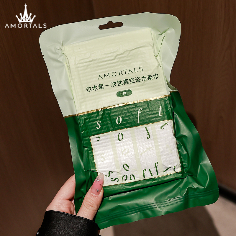 The Perfect Travel Companion! Ermutao Disposable Bath Towel, Vacuum Compressed, Enlarged and Thickened, Portable Compressed Face Towel