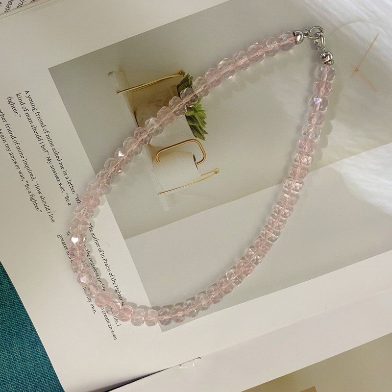 Cherry Blossom Starlight Minimalist Gentle Atmosphere Pink Crystal Clavicle Chain Sweet and Elegant Layered White Crystal Necklace