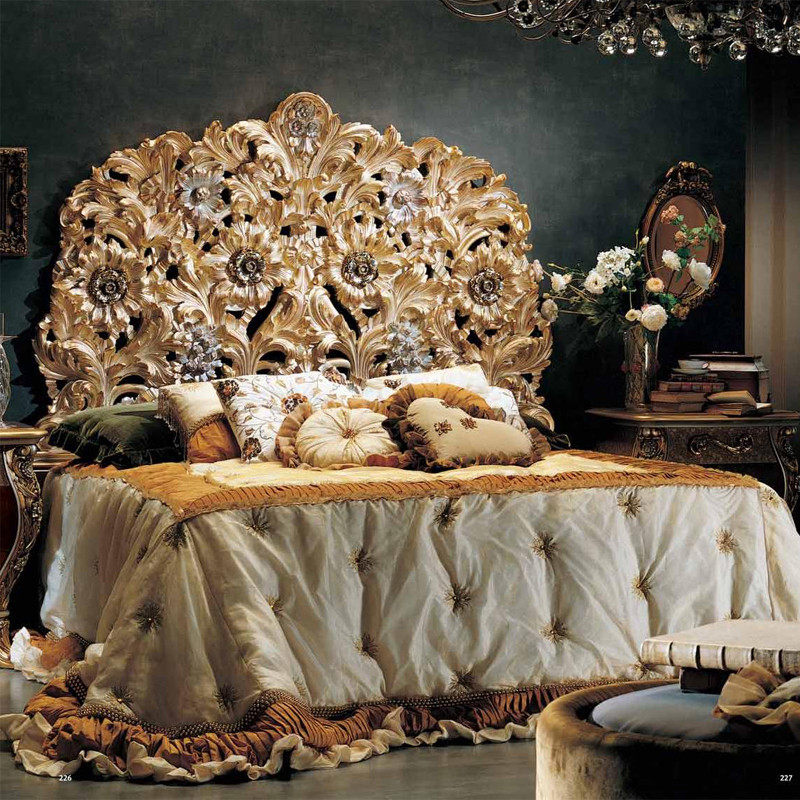 European style solid wood carved double bed 1 8m princess bed Italian palace luxury bed high back villa furniture customization