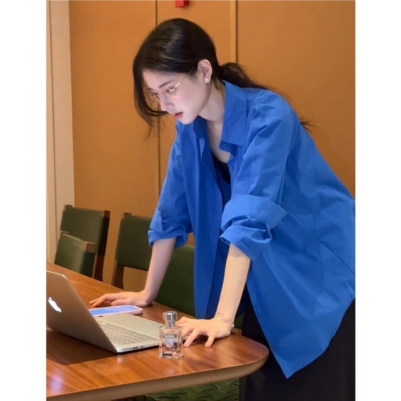 Light Luxury High-End Pure Cotton Blue Shirt for Women, New Klein Blue Shirt, Cardigan Thin Jacket