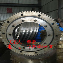 Sichuan rotating equipment Pengqi 630 ring gear slewing bearing strong bearing capacity running smoothly