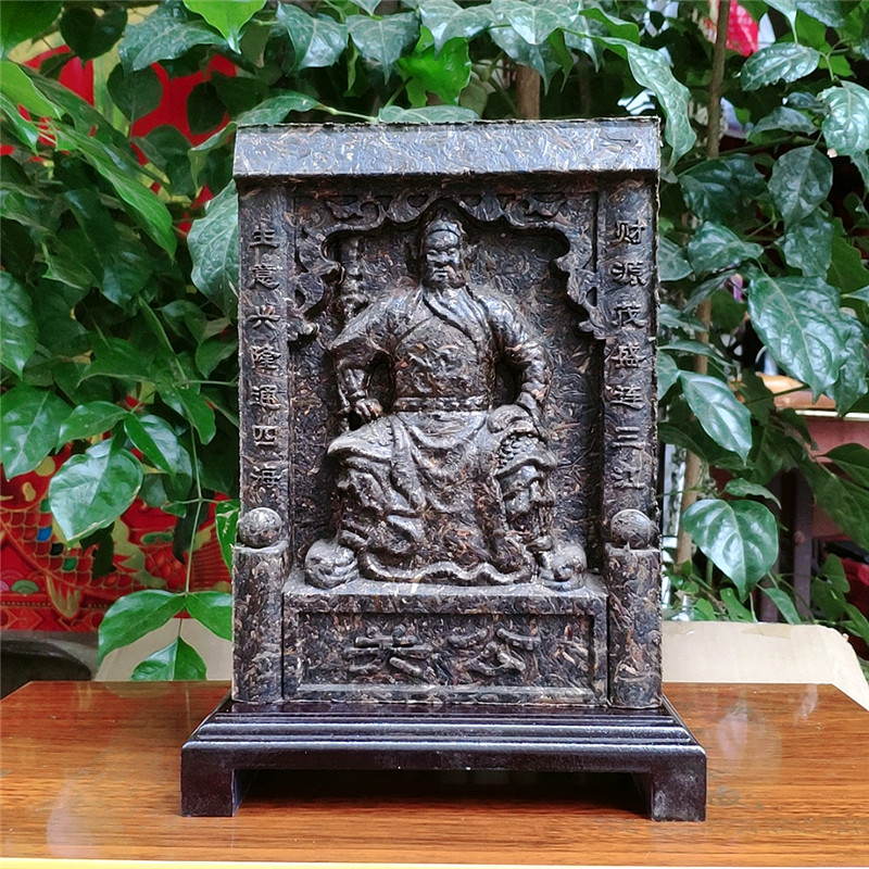 Wu Qiangkuan PR feather piece Pu'er tea production tea craft cubic tea sculpture congratulations and gift box