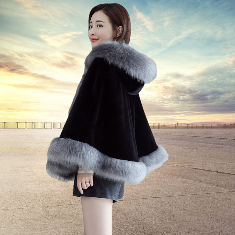 Winter thickening cloak coat woman short fur autumn new 2023 fake cloak bat sleeve warm coat