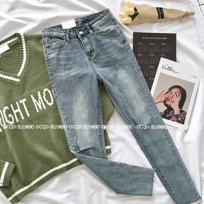 Đông Kawasaki-cho retro đơn giản rửa căng mỏng giảm béo đầu gối lỗ Hàn Quốc hoang dã cao bồi chín quần quần short bò