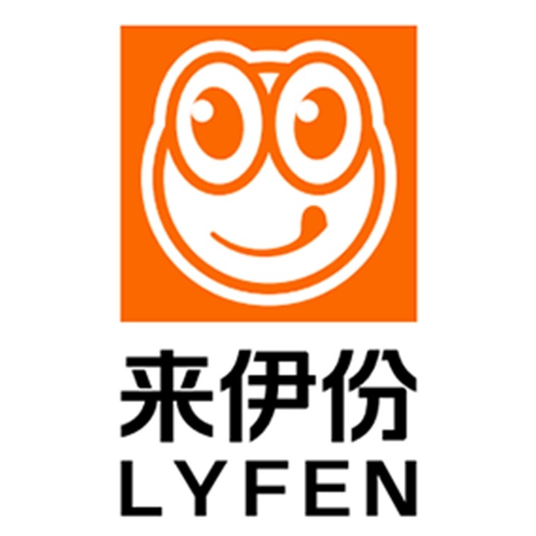 来伊份量贩零食店