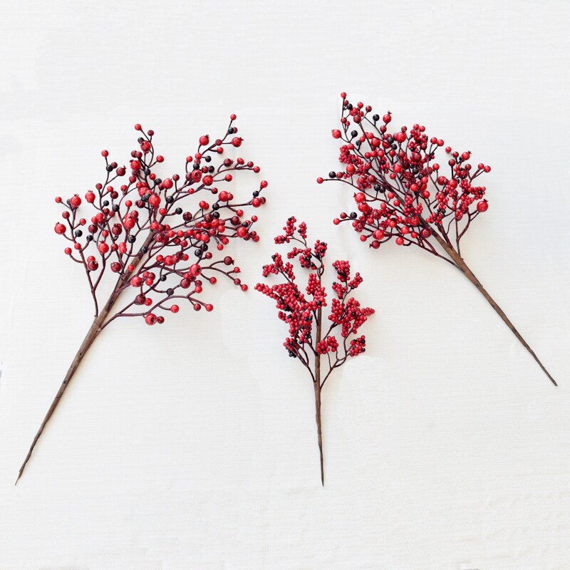 Fortune fruit artificial flower Christmas holly red berry tree branch flower arrangement hug bucket desktop decoration housewarming New Year decoration
